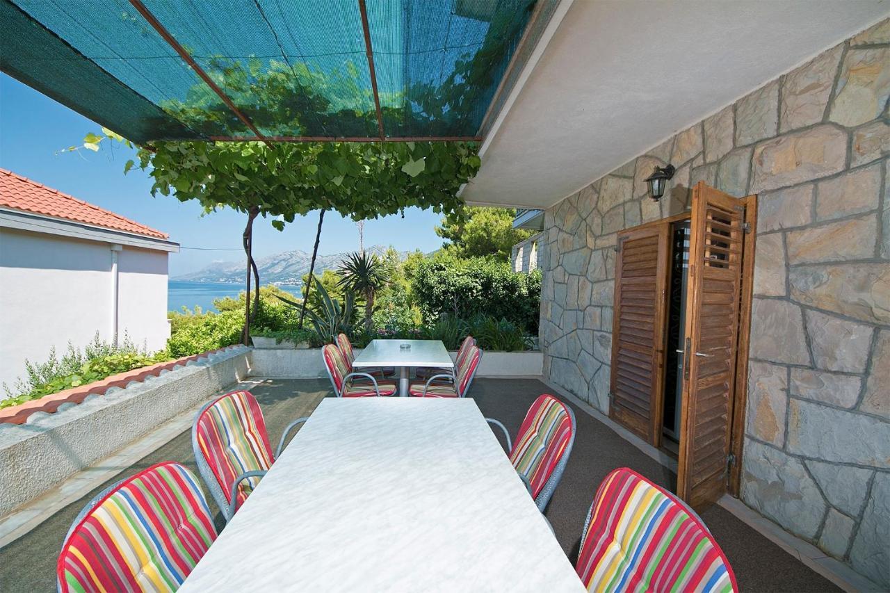 Apartments By The Sea Brela, Makarska - 20778 Exterior photo