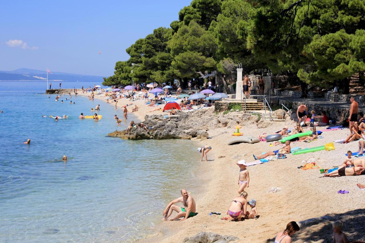 Apartments By The Sea Brela, Makarska - 20778 Exterior photo