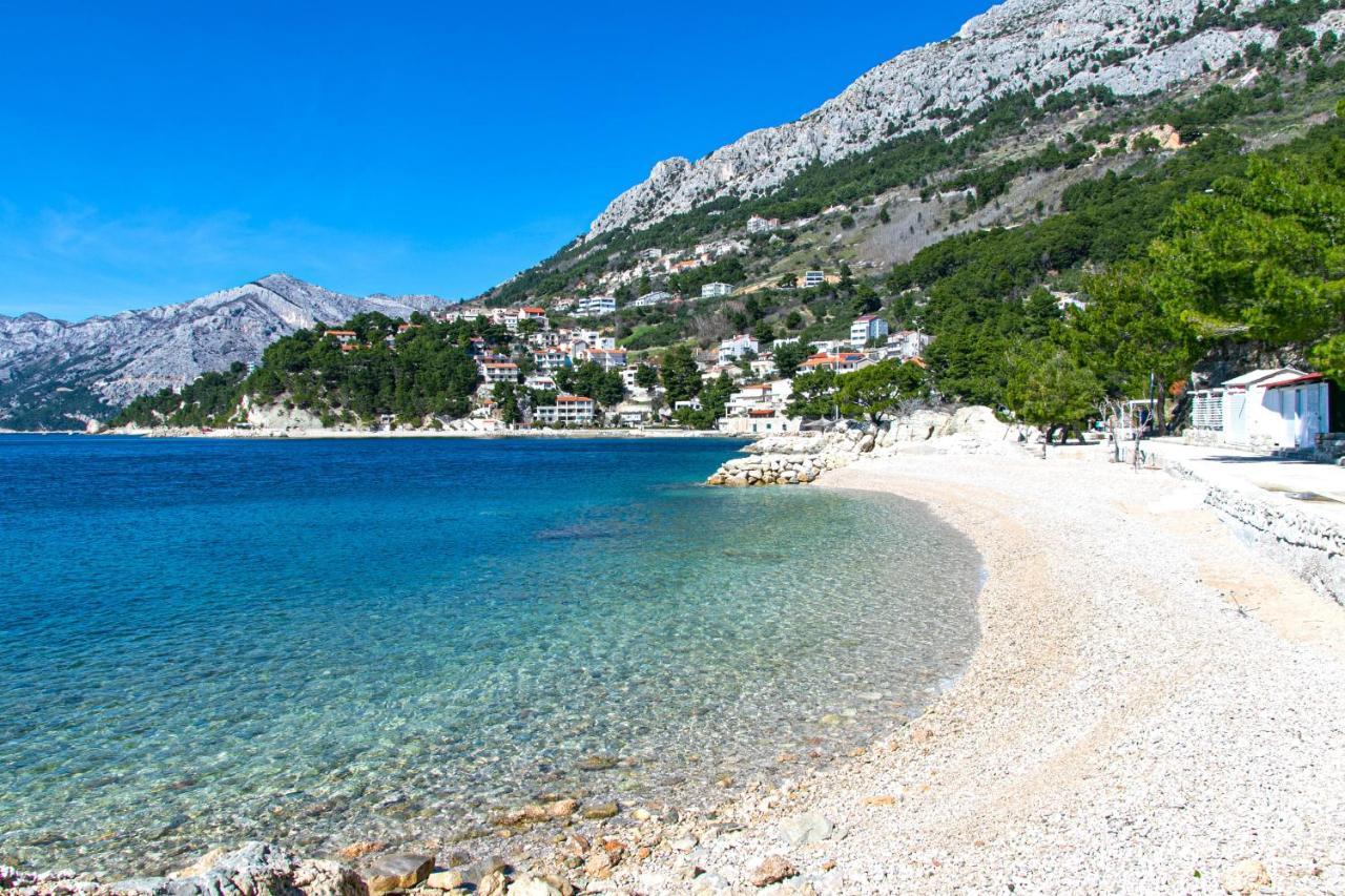 Apartments By The Sea Brela, Makarska - 20778 Exterior photo