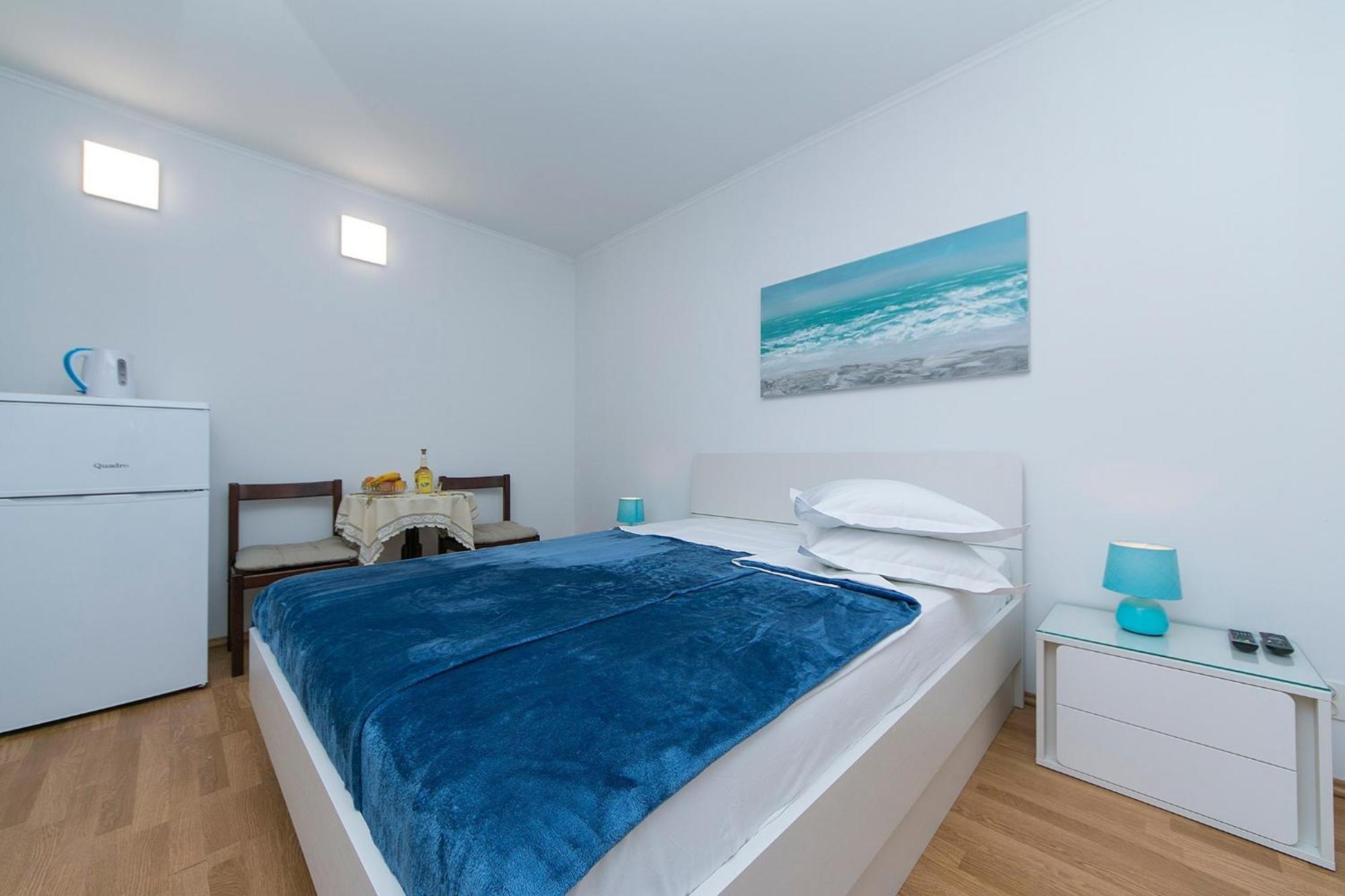Apartments By The Sea Brela, Makarska - 20778 Room photo