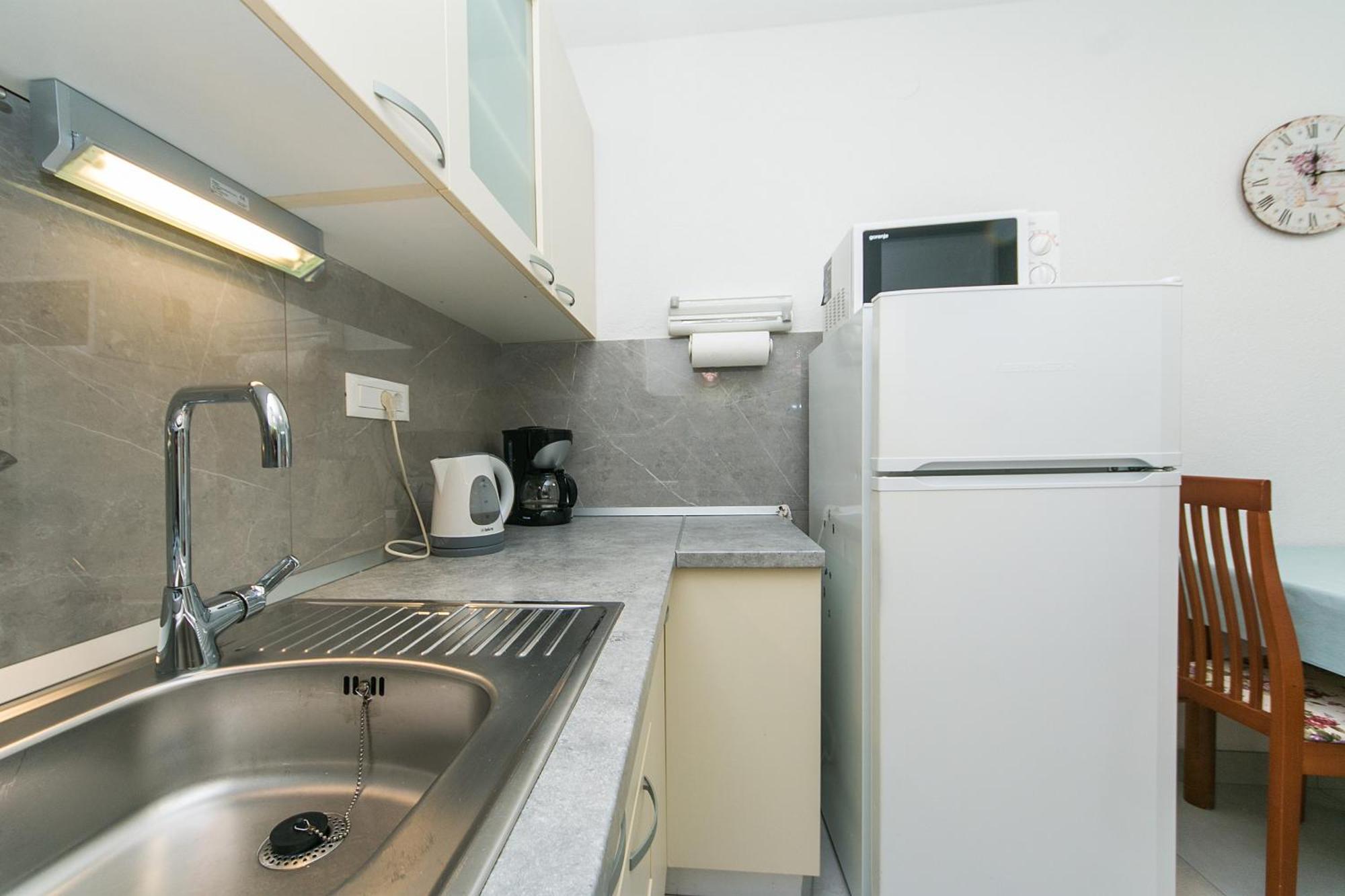 Apartments By The Sea Brela, Makarska - 20778 Room photo