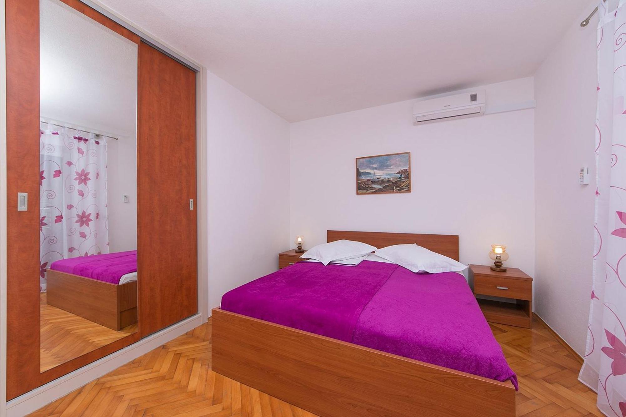 Apartments By The Sea Brela, Makarska - 20778 Room photo