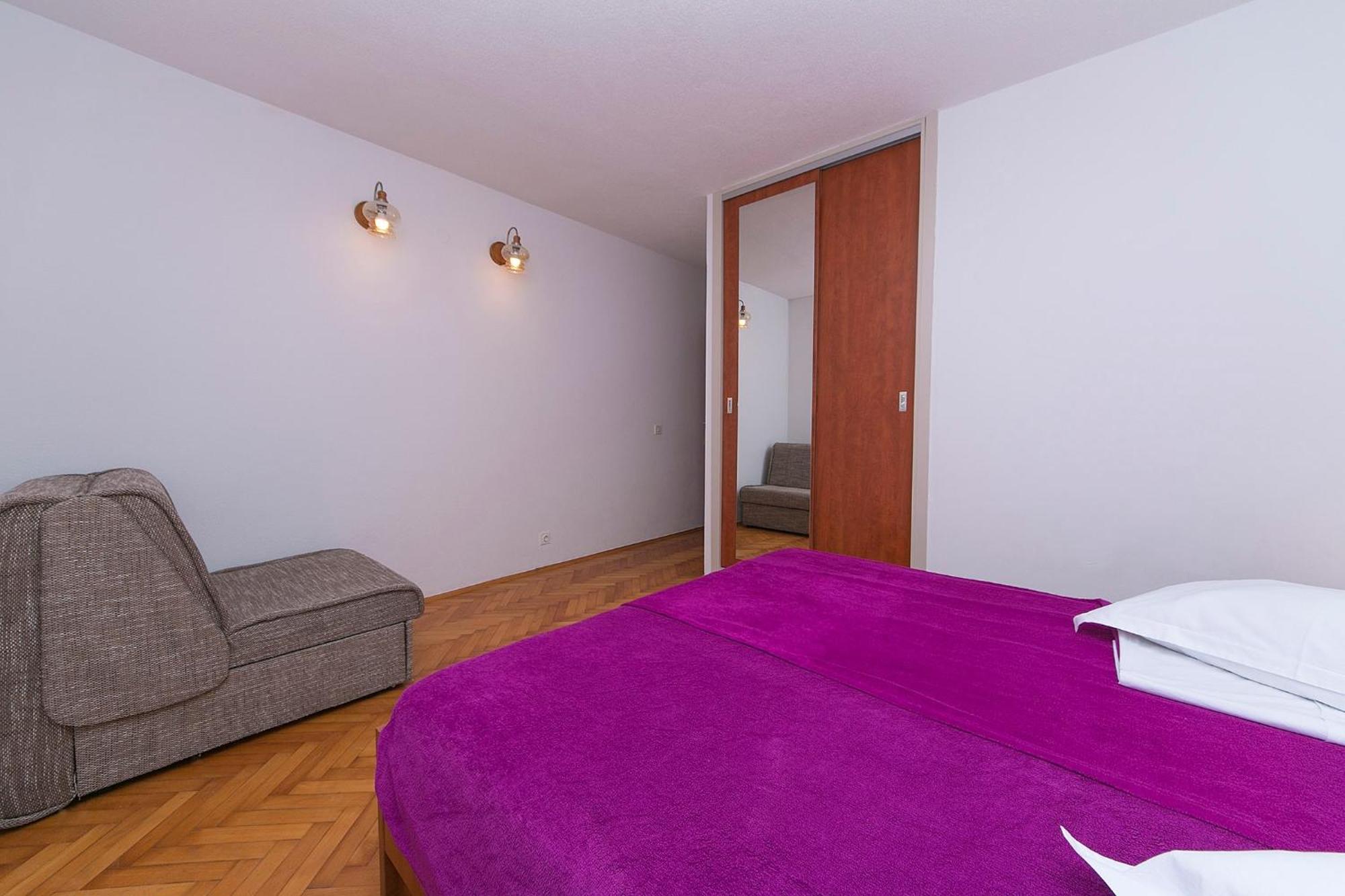 Apartments By The Sea Brela, Makarska - 20778 Room photo